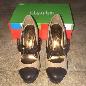 Women’s Tan and Brown Heels